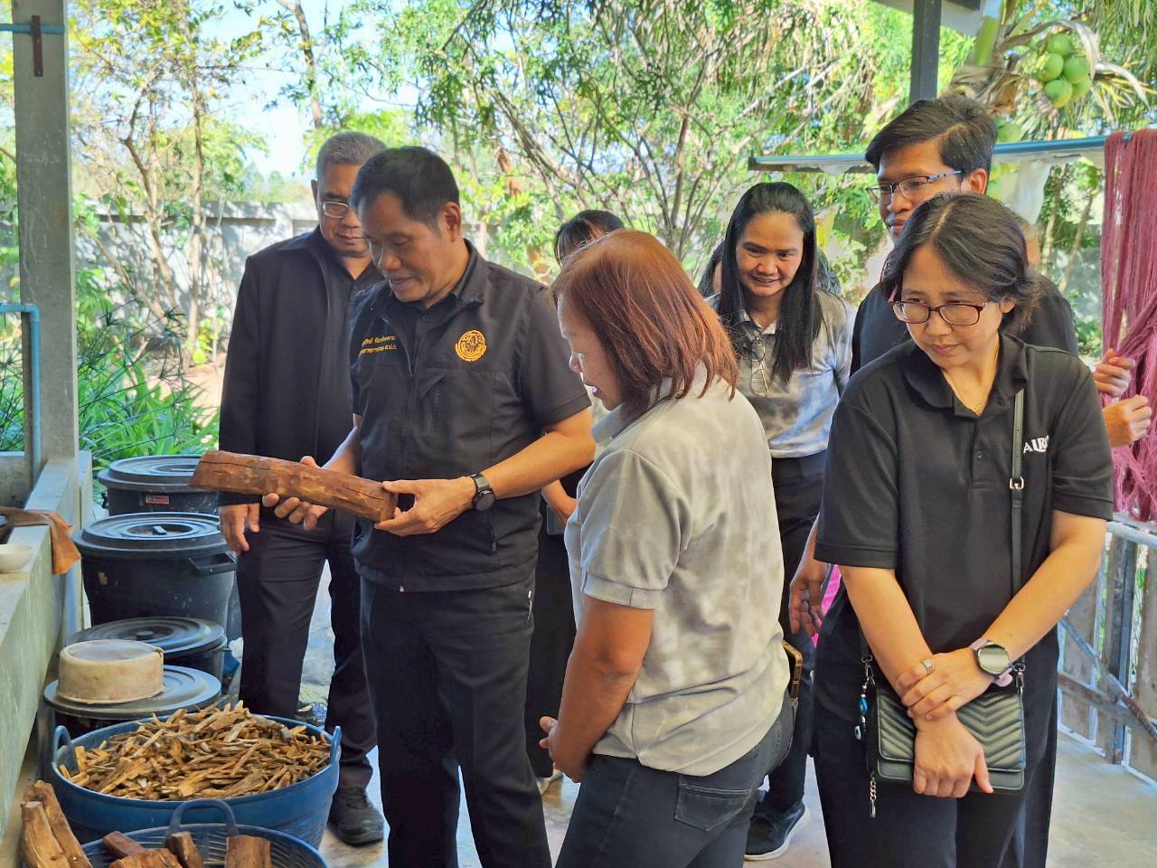 title - ผู้ตรวจราชการ ส.ป.ก. ประชุมตรวจราชการและติดตามความก้าวหน้าผลการดำเนินงานตามแผนการตรวจราชการของผู้ตรวจราชการสำนักงานการปฏิรูปที่ดินเพื่อเกษตรกรรม ประจำปีงบประมาณ พ.ศ. 2569 รอบที่ 1 เขตตรวจราชการที่ 10 จังหวัดหนองบัวลำภู 